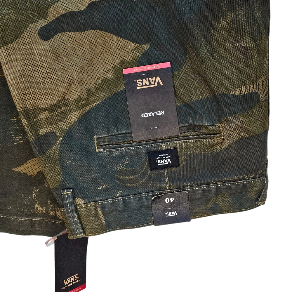 VANS Authentic Chino Pants Size 40 Unique Woodsy Camo Pattern Relaxed Fit NWT - Picture 5 of 13